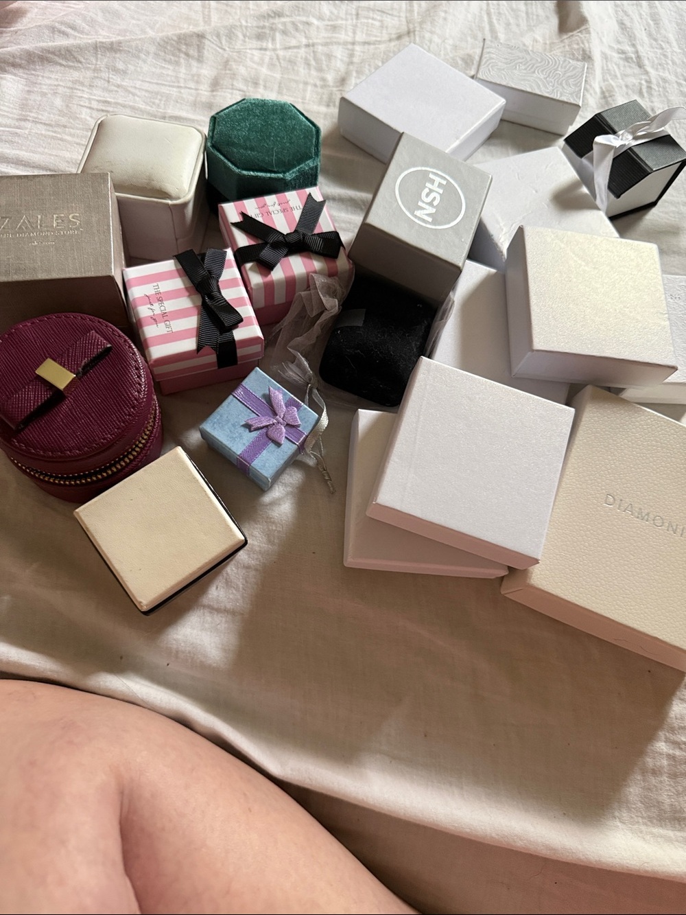 Mixed Jewelry Gift Boxes Assortment - White, Pink, Green, Purple, Burgundy